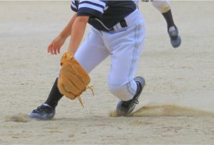 コラム 野球 ソフトボール守備の一歩目を速くするには アスリートヴィレッジ コラム 野球 ソフトボール守備の一歩目を速くするには アスリートヴィレッジ